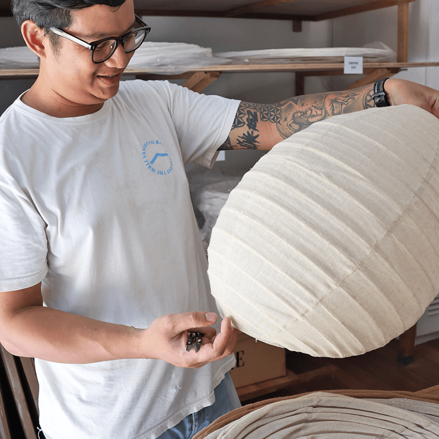 DOME LINEN LIGHT SHADE 60CM - DYKE & DEAN