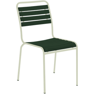 Media 8