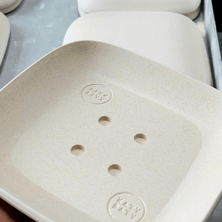 SQUARE PORCELAIN WALL SOCKET AZURE PC/USB - DYKE & DEAN