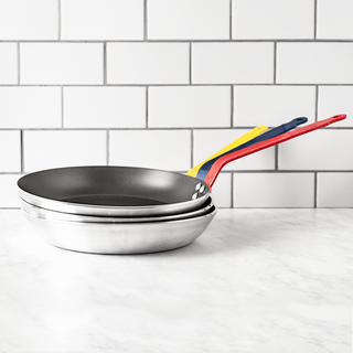 DE BUYER CHOC FRYING PANS RED HANDLES - DYKE & DEAN