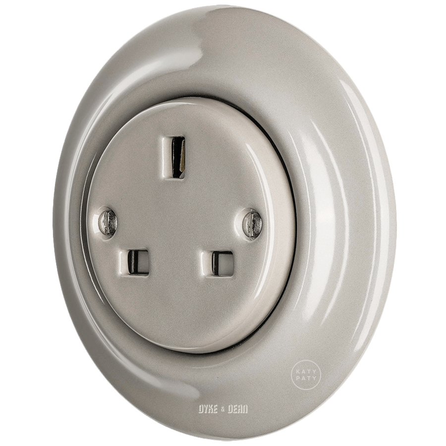 PORCELAIN WALL SOCKET CAPPUCCINO UK - DYKE & DEAN