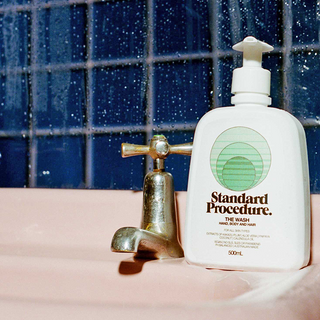 STANDARD PROCEDURE THE WASH 250ml - BODY WASH - DYKE & DEAN  - Homewares | Lighting | Modern Home Furnishings