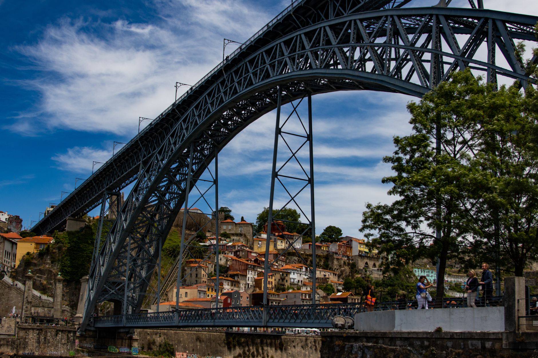 Szlakiem zabytkowych akweduktów Portugalii: kamienne giganty w miastach i na odludziu